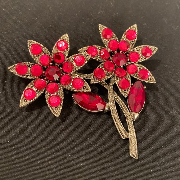Vintage Bright Pink Rhinestone Two Flower Brooch - Picture 1 of 5